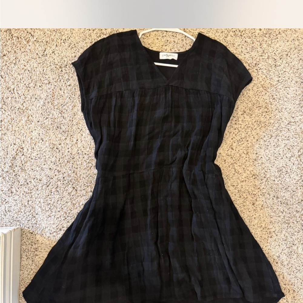 Carly Jean Los Angeles Black A-Line Mini Dress with Dolman Cap Sleeves
